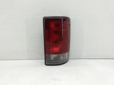 2005-2014 Ford E-250 Passenger Right Side Tail Light Taillight Oem HFVOP - Image 1 of 4