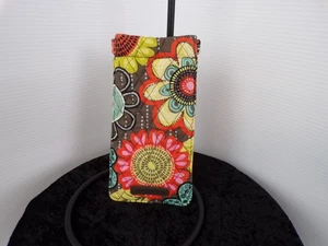 Estuche para gafas de sol/gafas Vera Bradley patrón de ducha con flores cierre con resorte - Imagen 1 de 4