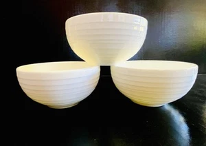 Mikasa SWIRL White Dessert Bowls 4 3/8" Set Of 3 PERFECT CONDITION - Picture 1 of 10