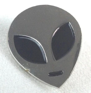 Alien Head - X-FILES TV Series - Enamel Pin - Fox Mulder & Dana Scully - Picture 1 of 4