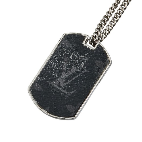 LOUIS VUITTON（LV） Collana placca LOUIS VUITTON monogramma corrier eclissi M63640 metallo argento donna