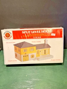 Casa de nivel dividido calibre O & S Plasticville #1953 - Imagen 1 de 1
