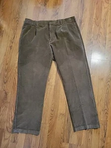 Vintage Roundtree & Yorke Pleated Pants 40" X 32" Brown Corduroy  Stretch  - Picture 1 of 5