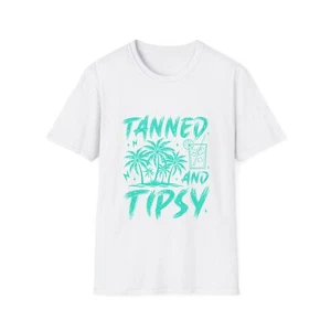 Tanned and Tipsy Unisex Softstyle T-Shirt, Beachwear, Summer Vibes, Urlaub - Bild 1 von 33