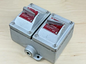 Cooper Crouse-Hinds EDSC2229 Explosion Proof Snap Switch for Hazardous Locations - Picture 1 of 11