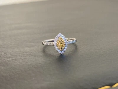 Anillo de diamantes amarillos marquesa de oro blanco de 18 quilates talla 6,5 Foto 1 de 4