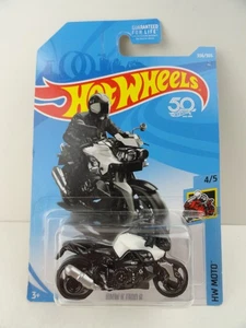 2018 Hot Wheels HW Moto #4 BMW K 1300 R (White) - Picture 1 of 6