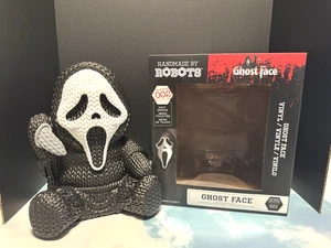 Ghost Face #002 Handmade by Robots 12" Vinyl Knit Series Figur NEU Scream - Bild 1 von 15