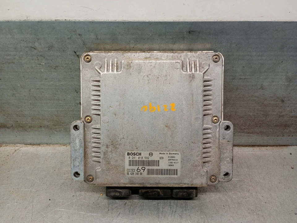 9642014880 CENTRALINA MOTORE / 0281010592 BOSCH / 5411691 PER PEUGEOT 306 BREAK - Immagine 1 di 4