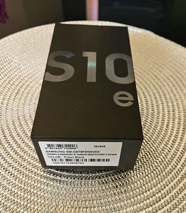 Samsung GALAXY S10e ohne SIM Lock im orig. Karton Zubehörpaket - Bild 1 von 6
