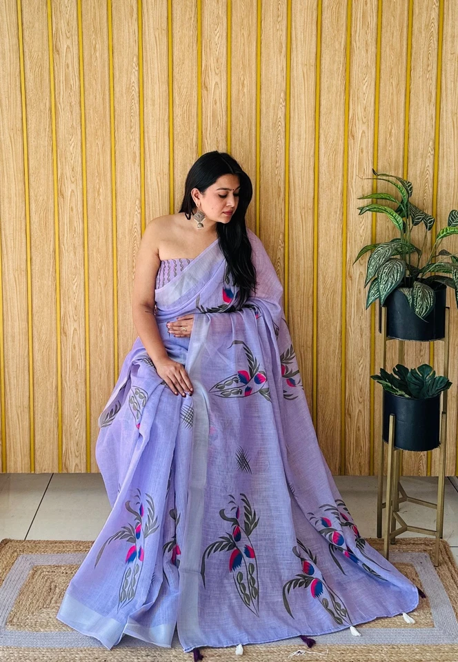 Sari de algodón de lino suave de aspecto clásico con blusa para uso de compromiso Foto 1 de 1