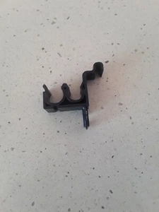 FOR SUBARU IMPREZA FORESTER SF SG 1998-2006 FUEL FILTER PIPE HOSES BRACKET CLIP - Picture 1 of 6
