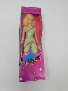🔥 Party Girl Barbie Puppe Originalverpackt. Puppe Top Neuwertig - Bild 1 von 3