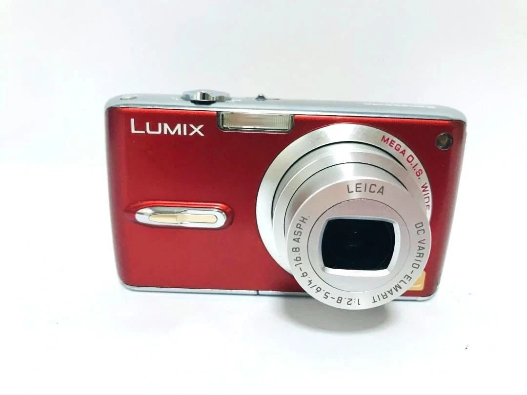 Preços baixos em Câmeras digitais Panasonic LUMIX DMC-FX07 com