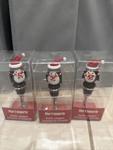 3 Pier 1 Imports Weihnachten 4,5" Glas Pinguin Weinflasche Stopfen Nikolausmütze Neu im Karton - Bild 1 von 11