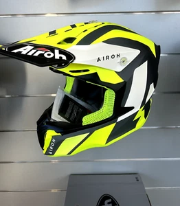 CASCO AIROH TWIST 2.0 FT YELLOW/BLUE MATT - Foto 1 di 1