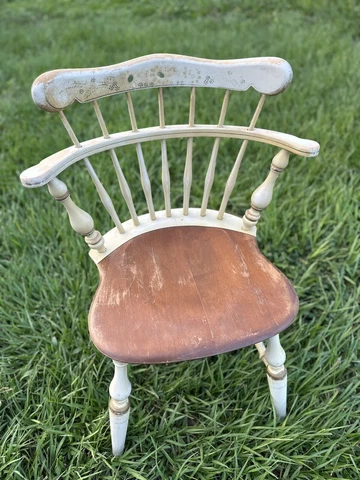 VTG Cottage/Rustic/ Distressed Ethan Allen Comb Back White  Gold Maple Chair Cover