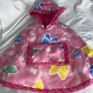 Handmade Kids Poncho - Picture 1 of 7