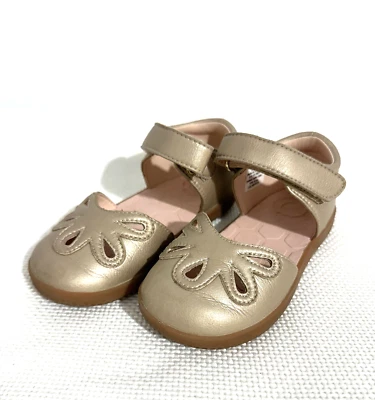 Sandalias Livie And Luca Petal Dew Drop Mary Jane Niñas 8M Cuero Champagne Foto 1 de 4