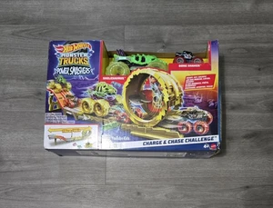 Hot Wheels Monster Trucks Power Smashers Charge & Chase Challenge Track Set - Picture 1 of 5