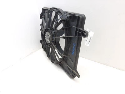 2008-2020 DODGE ЗАРЯДНОЕ УСТРОЙСТВО OEM радиатор охлаждения мотор с одним вентилятором в сборе 68050129AA - Изображение 1 из 4