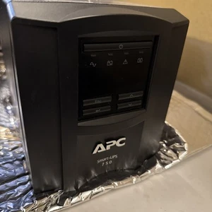 APC Smart UPS 750 SMT750 120V 500W - Needs Battery | Read See Description - Picture 1 of 18