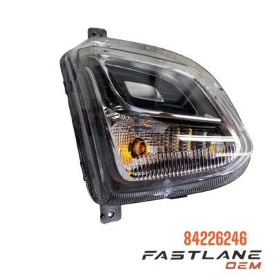 2018-2021 雪佛兰 EQUINOX 信号灯组件前右全新原始设备制造商 84226246 — 第 1/4 张图片