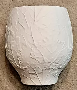 H + G Selb Bavaria Germany Heinrich Vase Biskuit Porzellan Blättermotiv Nr. 1937 - Bild 1 von 5