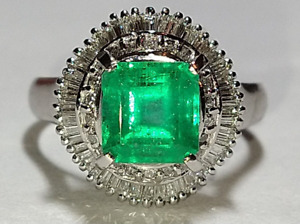 Solid platinum 1.93 carat natural emerald diamond ring 6.87 grams - sz 5.25