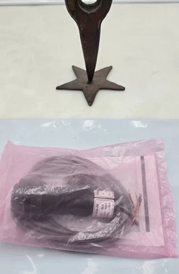 MIGATRON RPS-450-30 Ultrasonic Proximity Sensor 120VAC 30mA Sn=5"-30" NEW OEM - Image 1 of 4