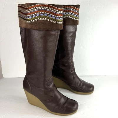 Botas de cuero Aldo bordadas con tacón de cuña talla 40/9,5 marrón funky boho Foto 1 de 4