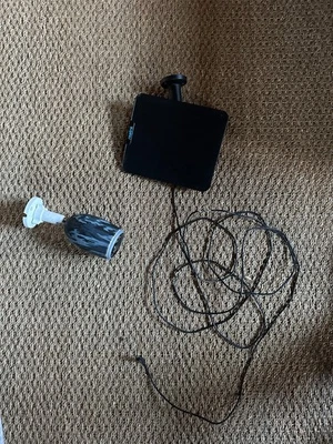 Reolink Go plus Solar Panel 2K 4MP Outdoor Security Camera - White - Image 1 of 3