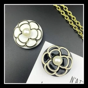Pop MagSafe Phone Grip with magsafe, magnetic camellia flower - Picture 1 of 8