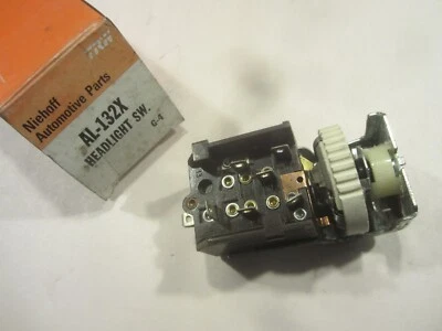 1982 - 1986 年 AMC 和吉普车头灯开关美国制造 Niehoff — 第 1/4 张图片