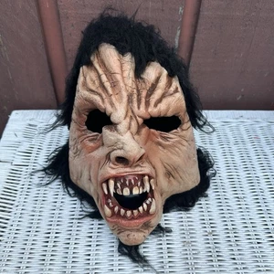 Vintage 1983 Be Something Studios Halloween Mask BSS Man Wolf American Werewolf - Picture 1 of 6