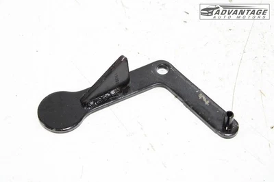 2003-2007 HUMMER H2 6.0L ENGINE MOTOR FUEL INJECTION RAIL STOP 12578463 OEM - Image 1 of 4