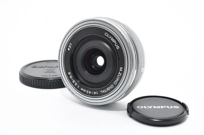 【Near mint】Olympus M.zuiko 14-42mm F3.5-5.6 Digital Ed EZ Lens Silver#2663037 - Image 1 of 4