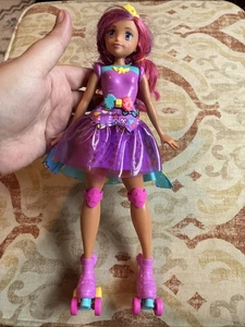 Barbie Videospiel Hero Match Game Prinzessin Puppe Rollschuhe 12" funktioniert MÄNGEL - Bild 1 von 8