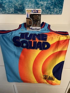 Nike LeBron James x Space Jam Tune Squad Trikot Gr. M + Funko Pop LeBron James! - Bild 1 von 2