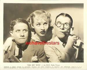 VINTAGE Wheeler & Woolsey Betty Grable THE NIT WITS '35 Werbeporträt - Bild 1 von 1