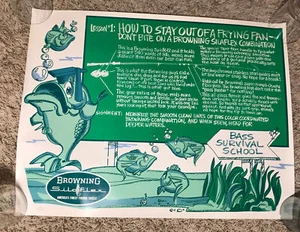 PÓSTER PUBLICITARIO DE APAREJOS DE PESCA BROWNING SILAFLEX DE COLECCIÓN BAJO HUMORÍSTICO - Imagen 1 de 5