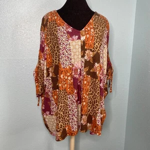 NEW Cato Blouse Shirt Top Women Plus Size 22/24 (2X) Short Sleeve V-Neck Floral - Picture 1 of 11