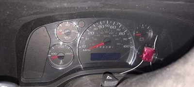 Furgoneta Savana 2500 2017 OE velocímetro calibre clúster 120 k millas GMC Foto 1 de 4