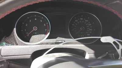 Golf GTI 2018 OE velocímetro calibre clúster 92 k millas Volkswagen Foto 1 de 4