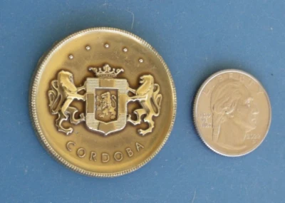 CHRYSLER CORDOBA MONEDA ORO GUARDABARROS EMBLEMA 75 76 77 78 79 MOPAR OEM 3781550 Foto 1 de 3