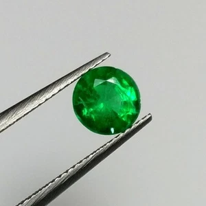 0.43ct Natural Ethiopian Emerald round 4.6mm size rich fire green collection gem - Bild 1 von 4