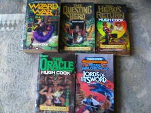 Hugh Cook - Wizard War Chronicles. Complete. Books 1-5 - paperback - Imagen 1 de 9