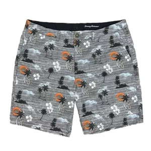 Tommy Bahama Swim Shorts Mens 40 W Hawaiian Print Gray Beach Trunks Pockets - Picture 1 of 8