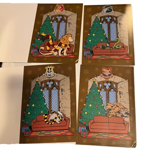 Geek Gear Holiday Navidad Tarjetas de Felicitación Casa Hogwarts Mascotas Salas Comunes x4 NUEVO - Imagen 1 de 2