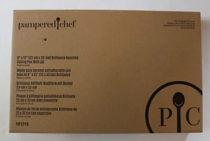 Neu Pampered Chef 13 x 9 Zoll Brillanz Antihaft Pfanne mit Deckel Backen Servieren - Bild 1 von 3